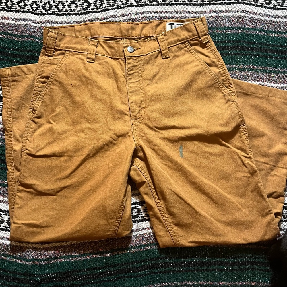 Cropped carhartts